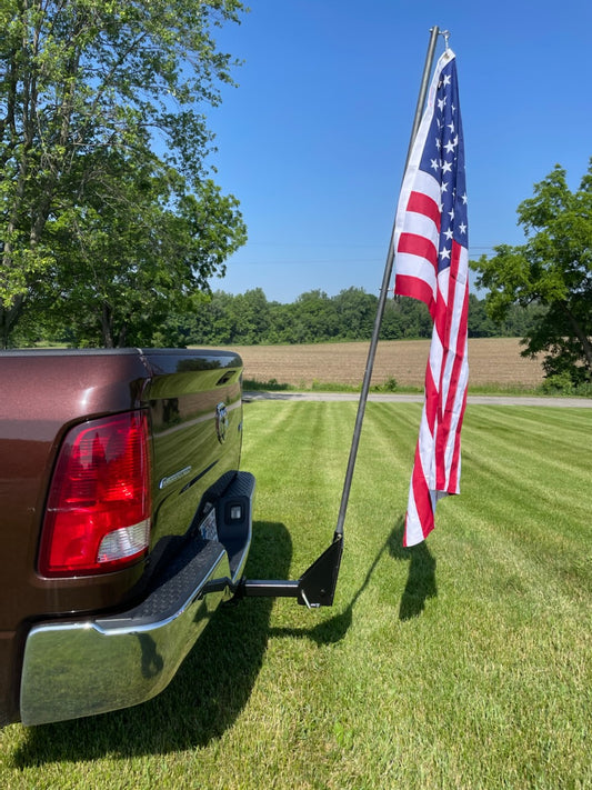Truck receiver flag mount